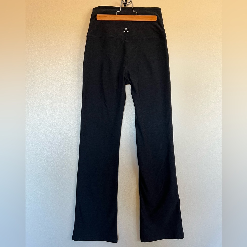 Beyond Yoga Spacedye bootcut charcoal - Picture 2 of 5